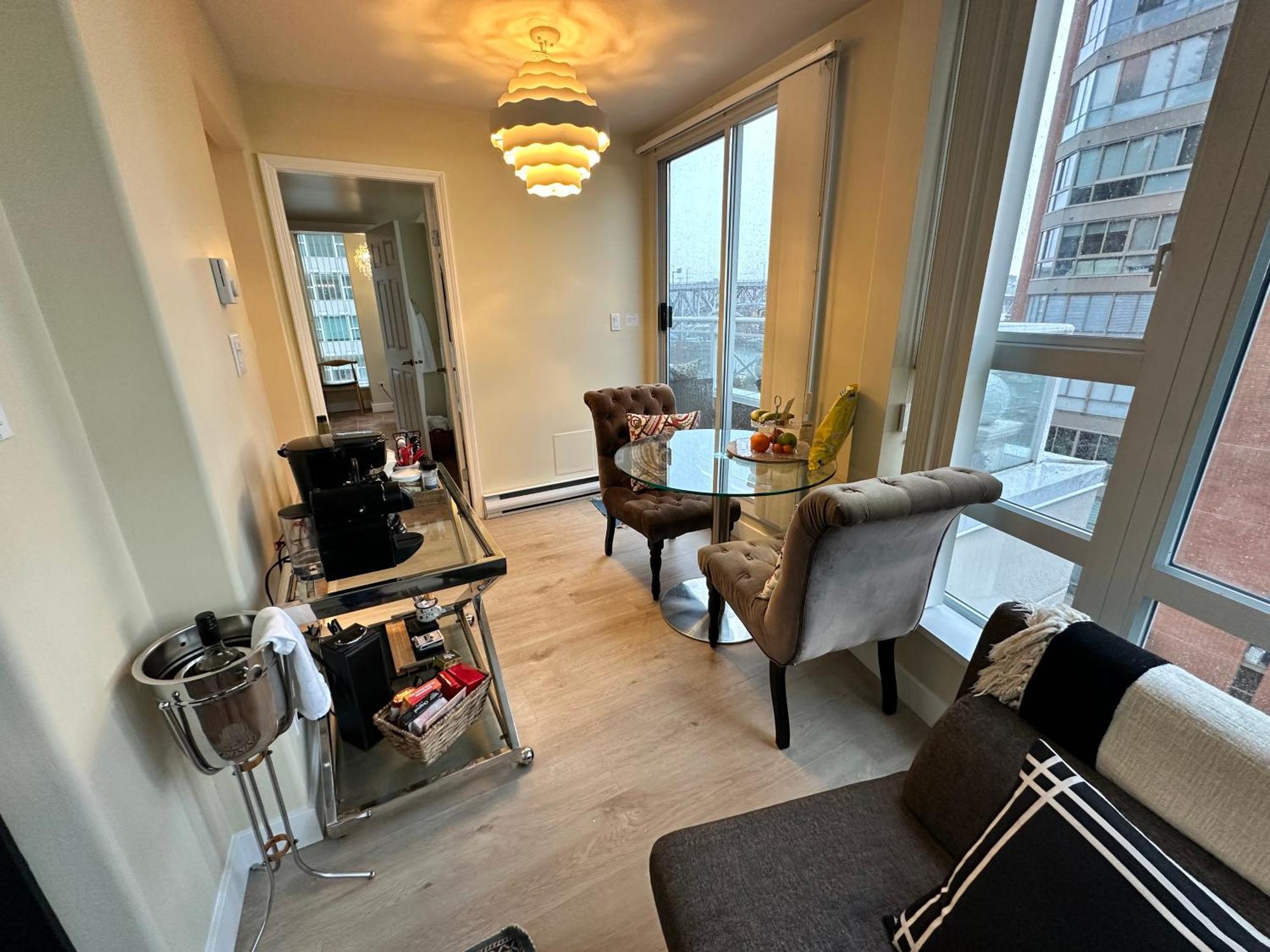 וונקובר Penthouses Of Beach Ave מראה חיצוני תמונה