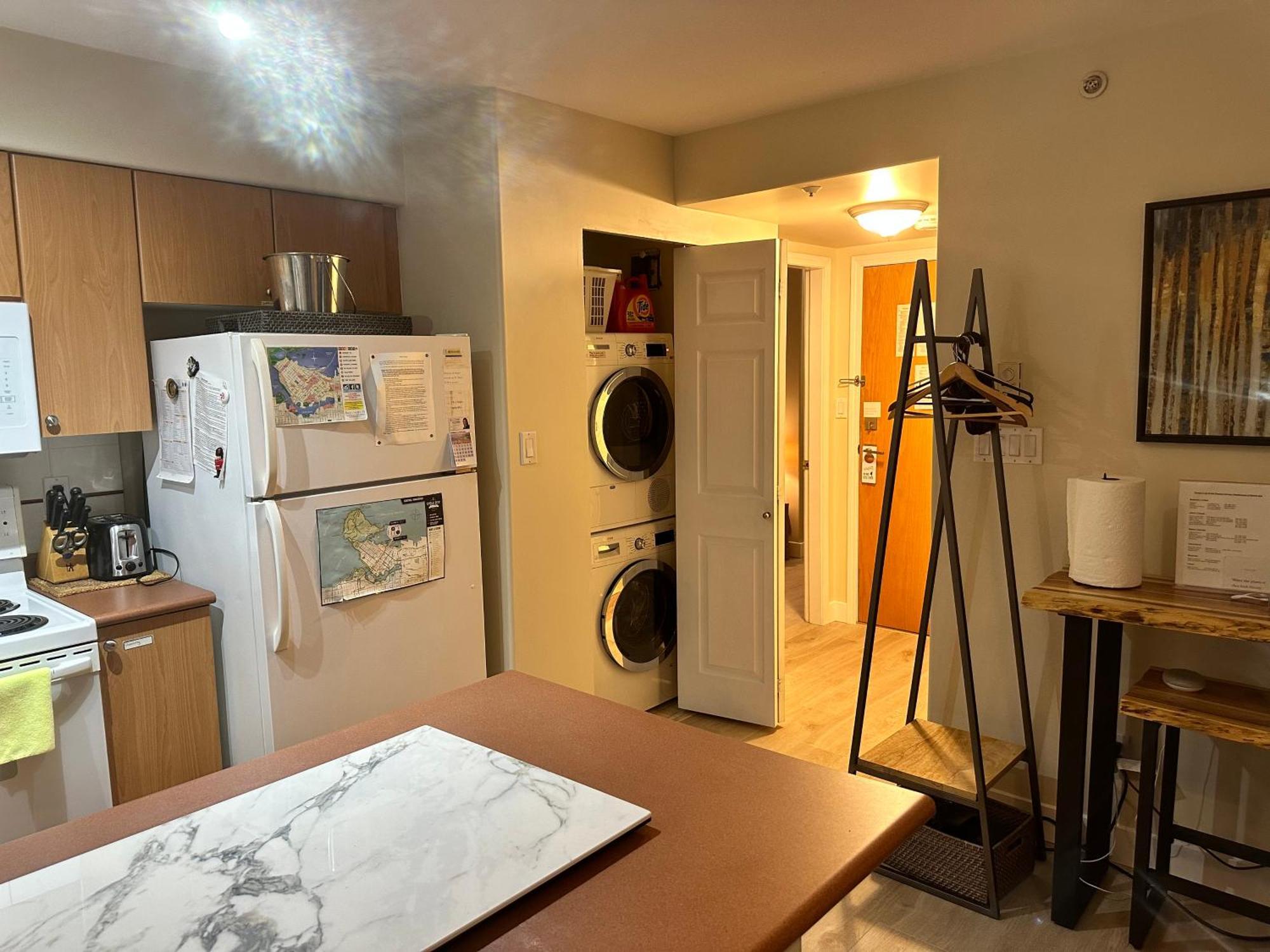 וונקובר Penthouses Of Beach Ave מראה חיצוני תמונה