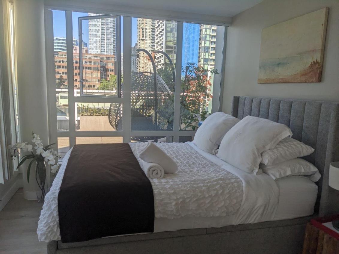 וונקובר Penthouses Of Beach Ave מראה חיצוני תמונה
