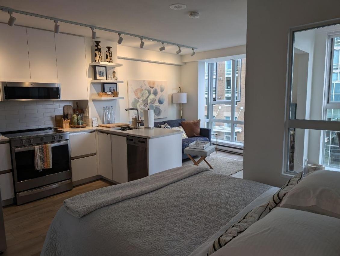 וונקובר Penthouses Of Beach Ave מראה חיצוני תמונה